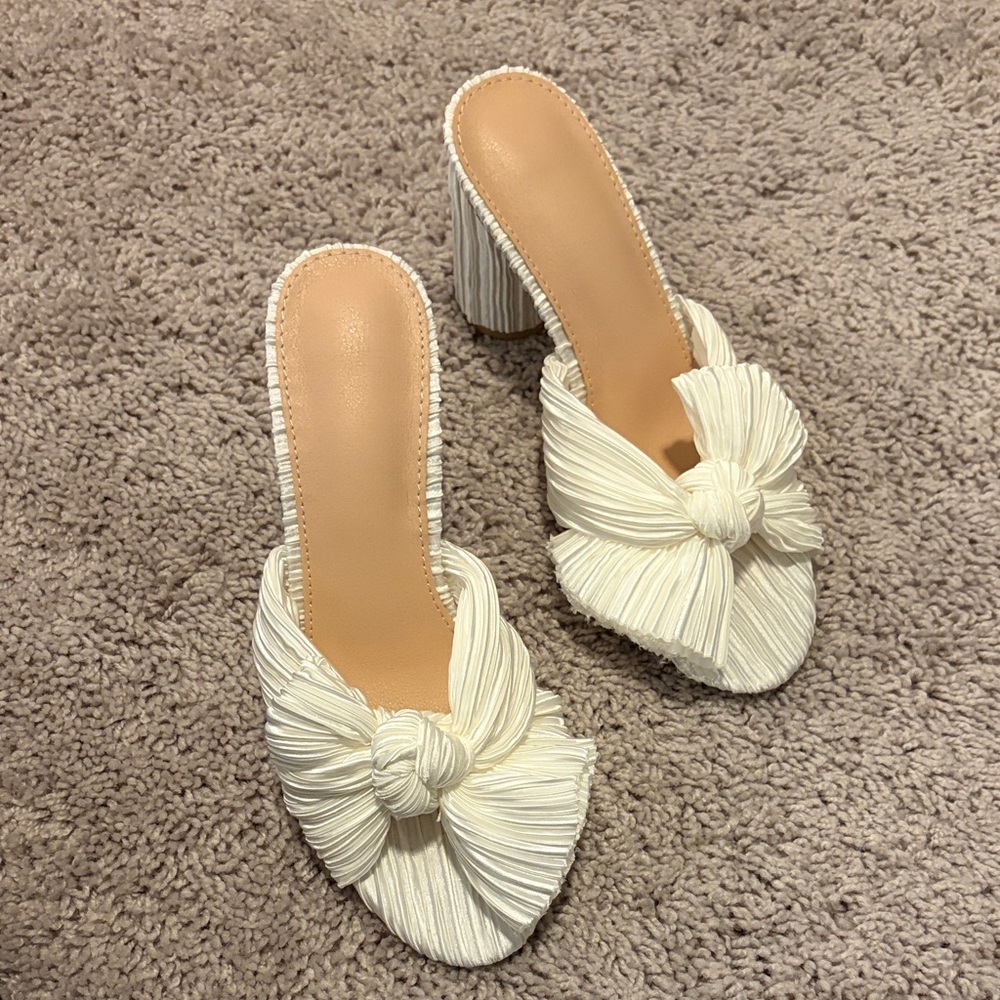 Bow  Heels